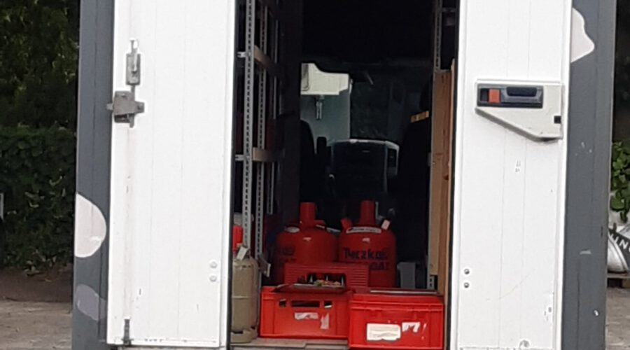Filmproduktion Servicefahrzeug für Set Aufbau und Logistik