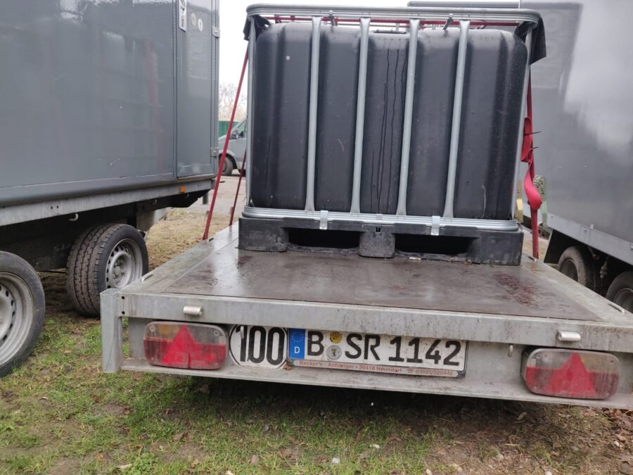 Wasseranhänger für Filmproduktion zur Versorgung am Drehort